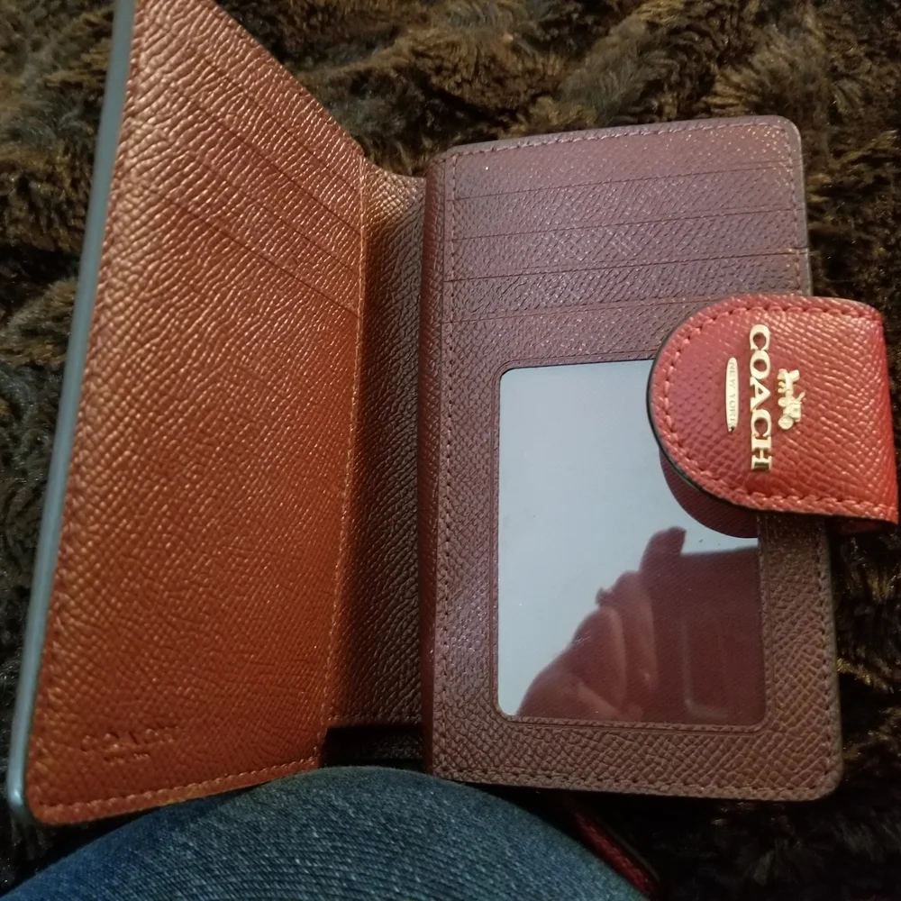 Coach Red Wallet with Textured Leather and Gold Logo Like New!! - Picture 4 of 6